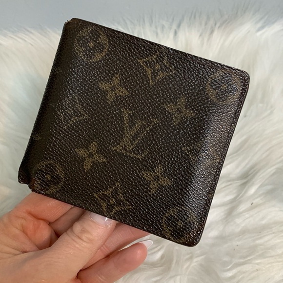 2001 authentic Louis Vuitton men’s billfold wallet - Picture 1 of 17
